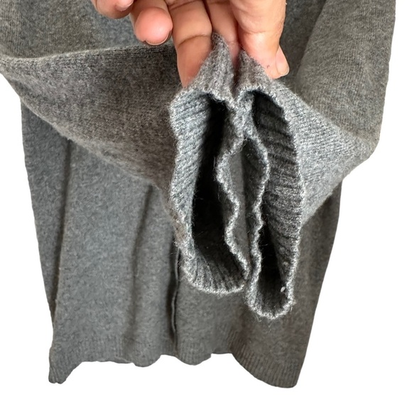 Isaac Mizrahi Live Women's Grey 100% Cashmere Button‎ Down Cardigan Size M - Picture 5 of 9